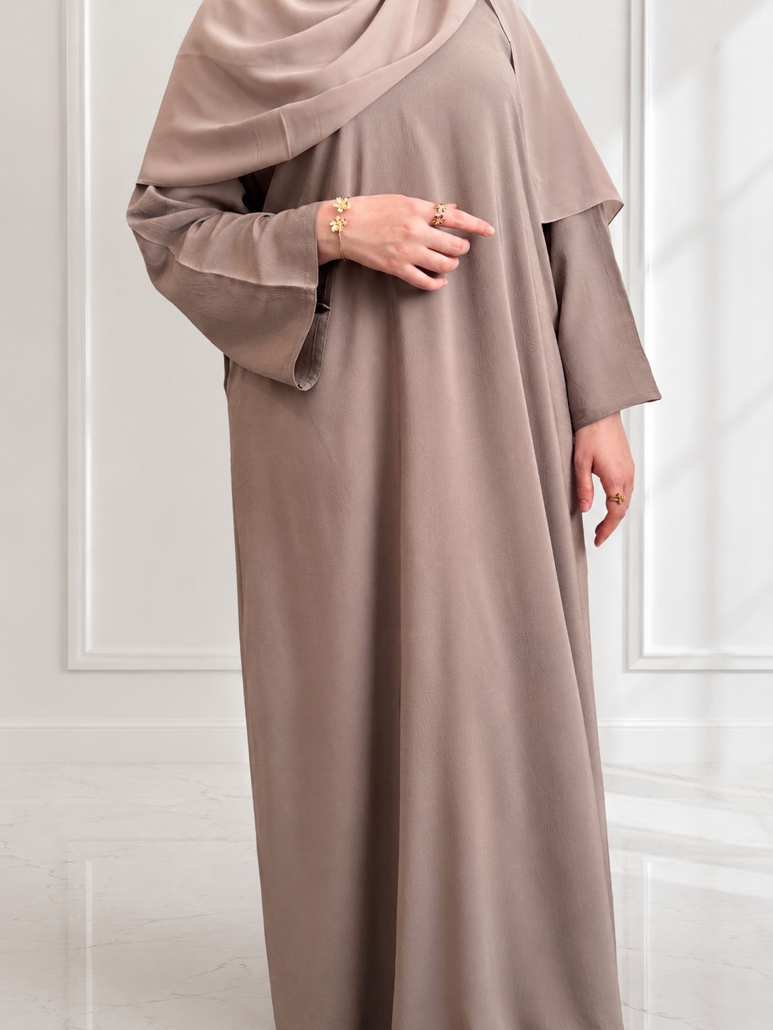 Beige closed  Arwa Abaya thumbnail